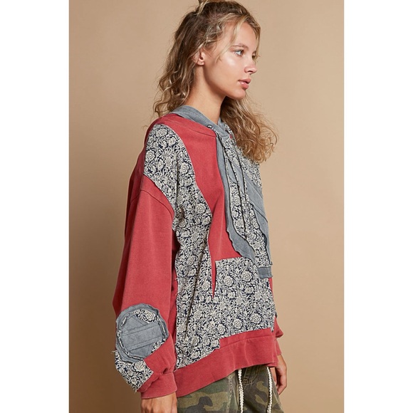 POL Red Floral Peace Patch Vintage Washed Hoodie - Picture 4 of 7